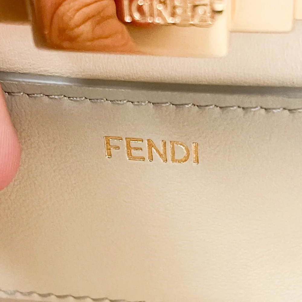 Sold!! Fendi Peekaboo ISeeU Ombre Medium Nappa Leather Tote - Picture 11 of 16